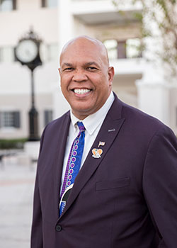 Greg Ross